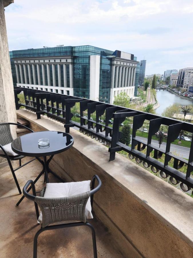 Unirii Lake Tribunal Bucarest Exterior foto